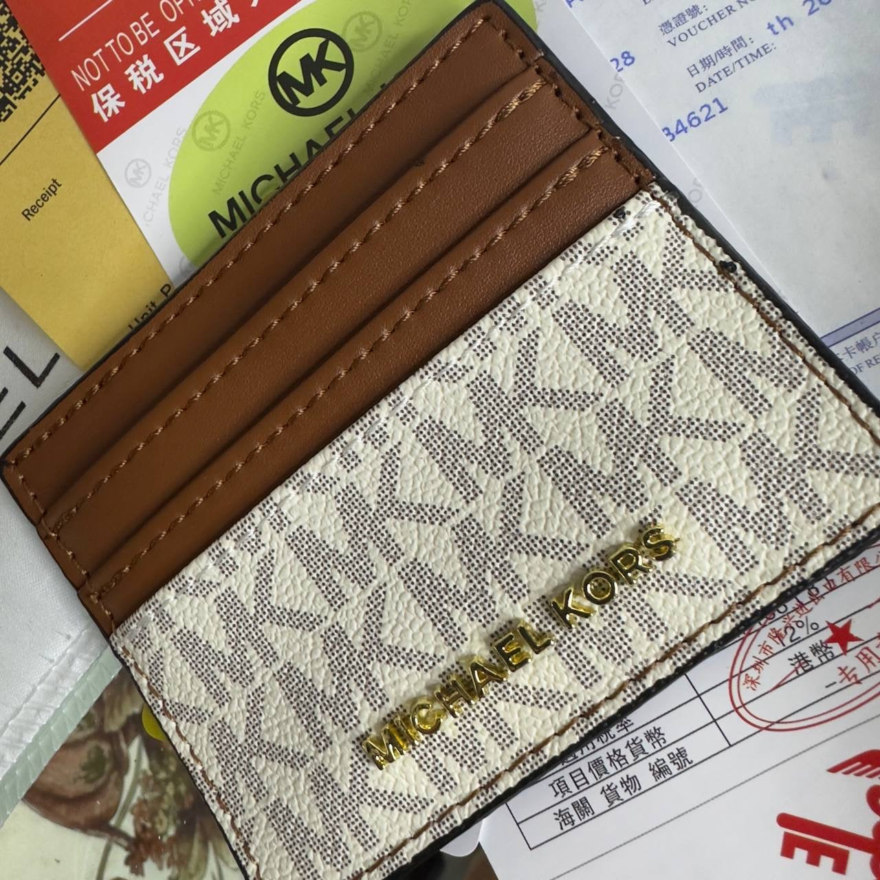 Sac mk
Taille : 20*10 cm